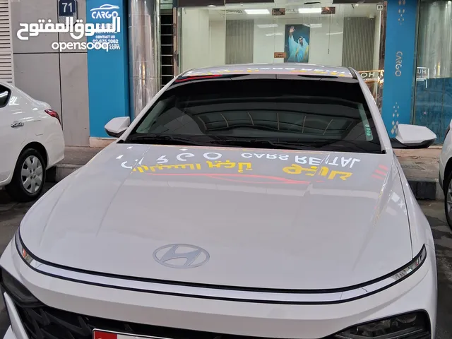 Sedan Hyundai in Abu Dhabi