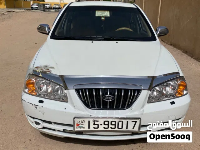 2005 هيونداي افانتي SE
