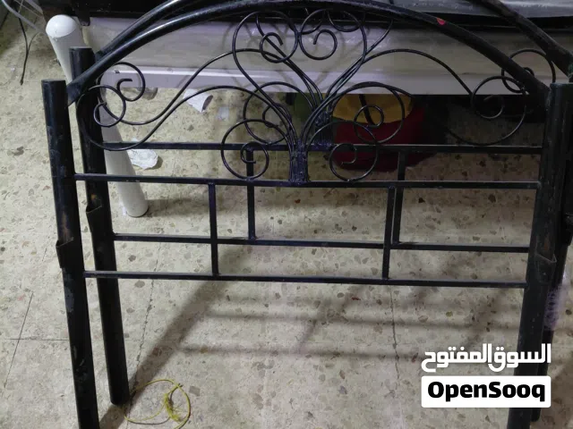 سرير حديد  بالرقعى