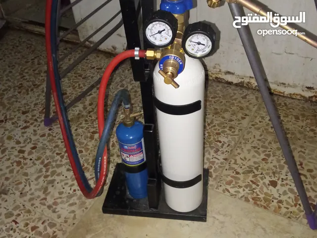 طقم اوكسجين مع غاز شبه جديد 470 ش من الآخر ملان سعرو جديد 700