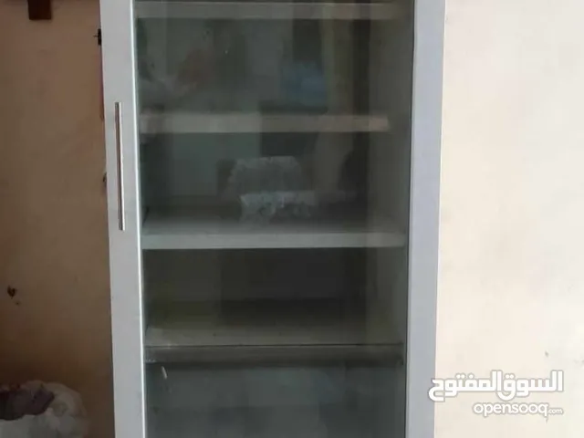 ثلاجة عرض للبيع