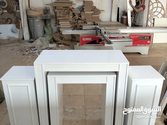 نجار اثاث وجميع انواع الطولات والمدخل
