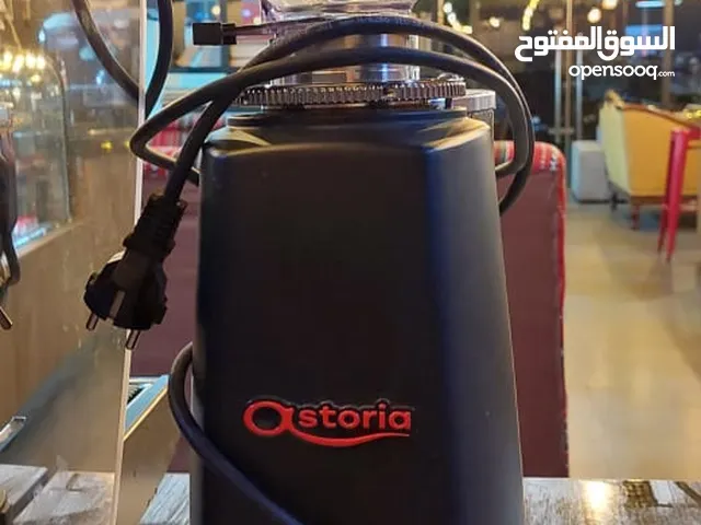 Coffee machine and grinder