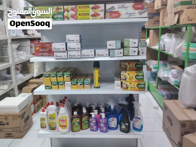 ارفف للمحلات شبه جديدة للبيع