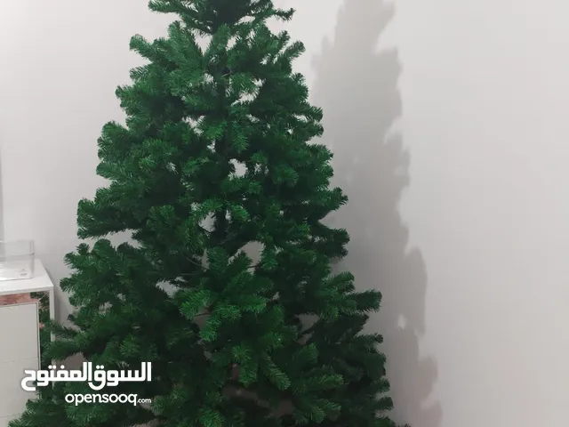 شجرة عيد مع الزينة