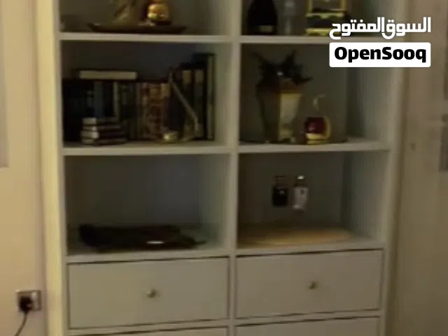 من ايكيا BRYGGJA دولاب