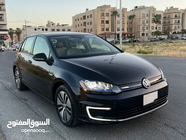 فولكسفاغن، اي-جولف، 2016