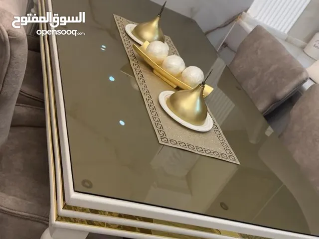 طاولة سفره 6 مقاعد بحالة الوكاله بحالة الوكاله
