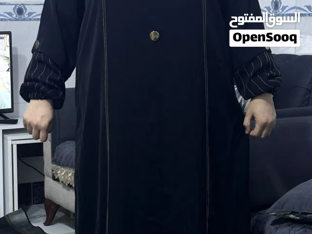 عبايات كويتيه جدا نظيفه استخدام قليل للبيع