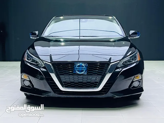 نيسان التيما وارد أمريكي موديل 2021 SL ماشي 50133 ميل ايرباجات وكالة حادث بسيط 1N4BL4EVXMN329363