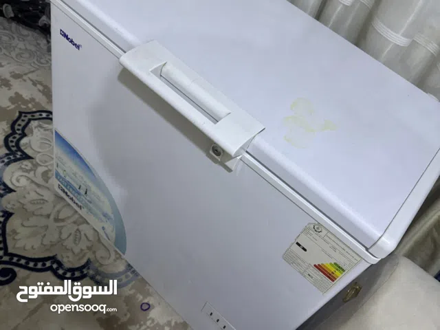 مجمدة ماركة نوبل اصليه حجم 210 لتر