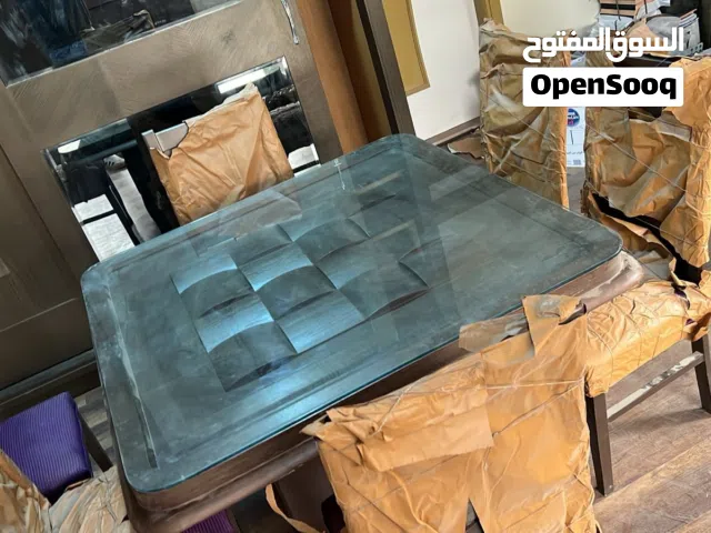 غرفة سفرة جديدة لم تستخدم ( عمولة خشب زان )