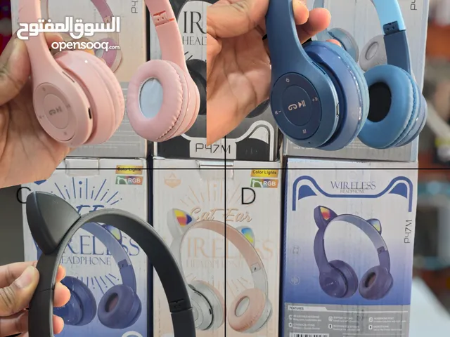 وصلت وجبة سماعة بلوتوث جديد بصوت عليه