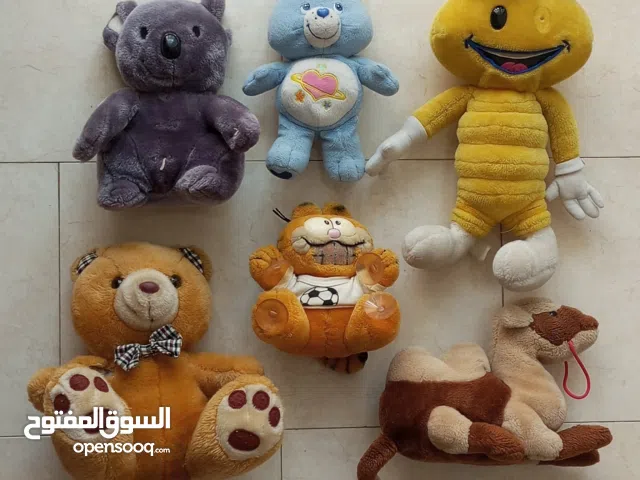 للبيع العاب اطفال دمى مختلفة