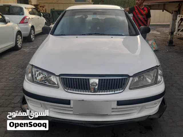 NISSAN SUNNY SEDAN MODEL 2002 WHITE SPORT LOOK FOR SALE