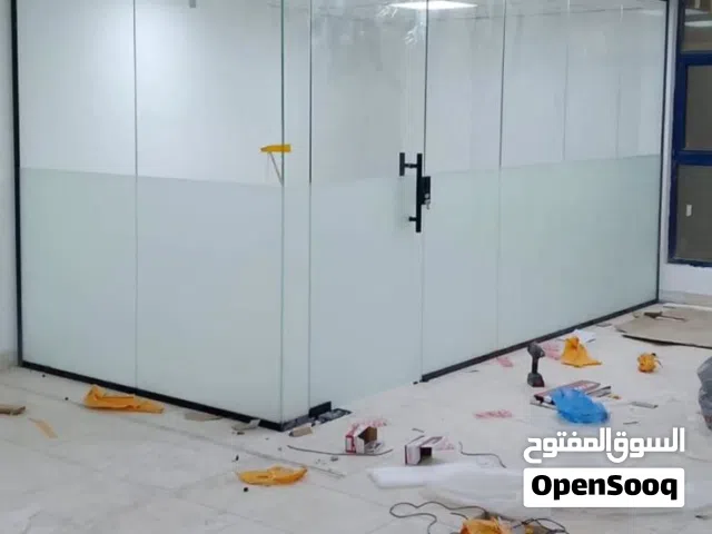 فني تركيب زجاج سكريت في الرياض