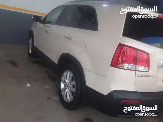 Used Kia Sorento in Tripoli