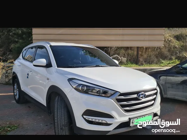 هونداي توسان موديل 2018 يد أولى فحص نخب ماشية 29 الف عداد أصلي البيع كاش للمعني