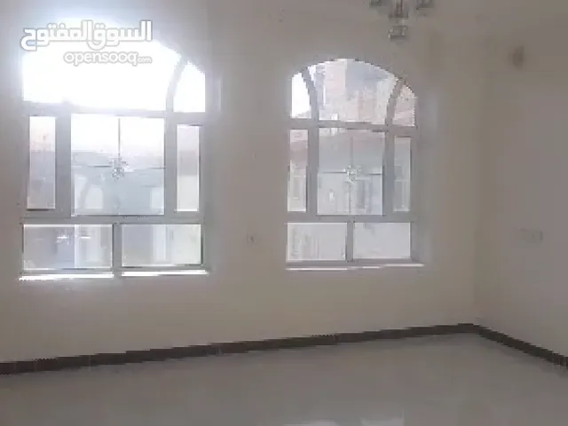 مطلوب شقة 2 غرف وحمام قريب من الاصبحي