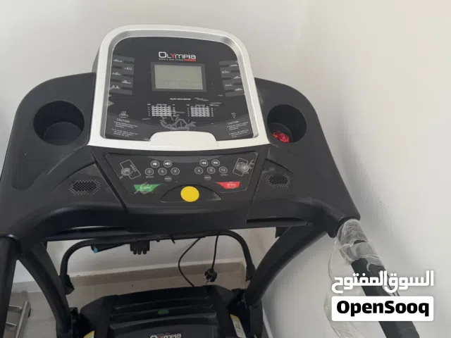 جهاز مشي بحالة ممتازة  treadmill in very clean condition