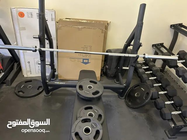 Bench press with weights