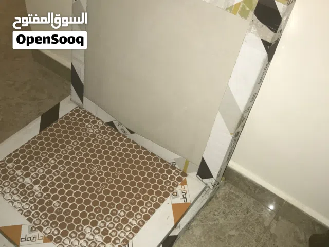 بلاط ابيض مميز بسعر حرق