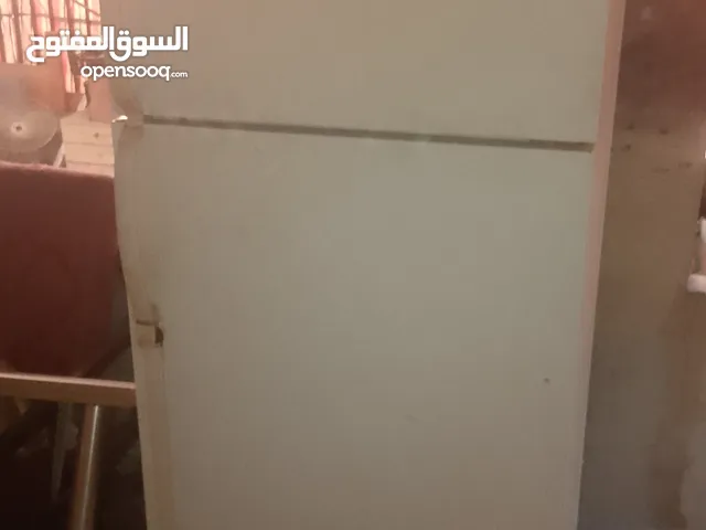 براد فريجيدير شغال بس قديم