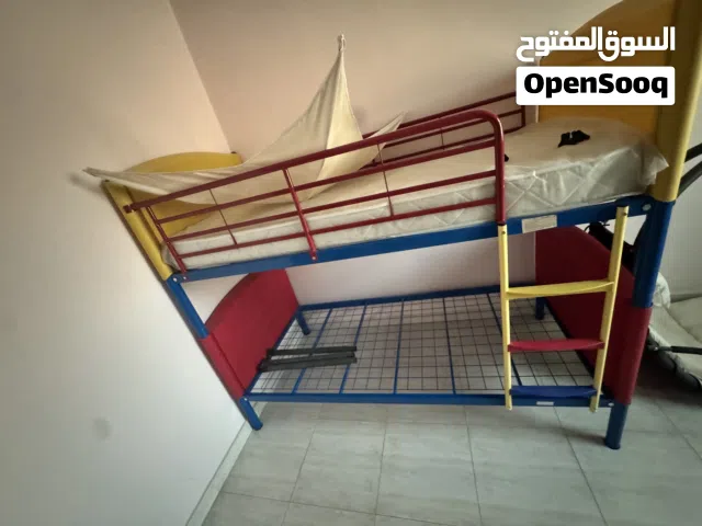 كرافي للاطفال للبيع نظيف جدا استعمال قليل جدا توجد فيه دواشج عاد انت راحتك إذا تربدهم بلاش