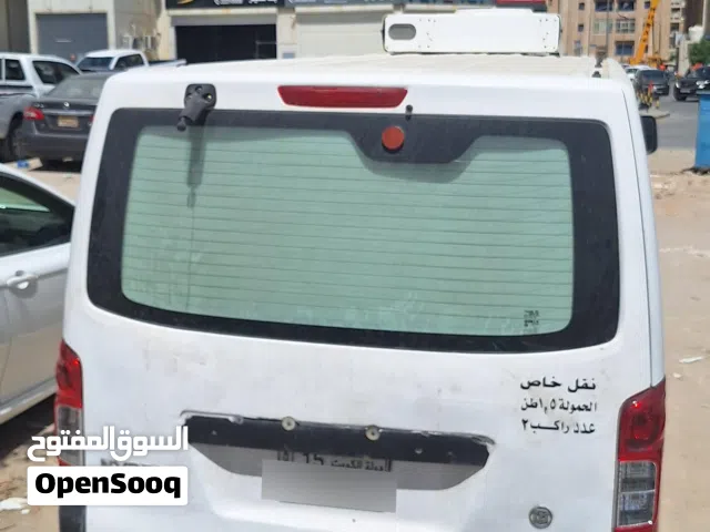 للبيع باص نيسان اورفان بحاله ممتازه