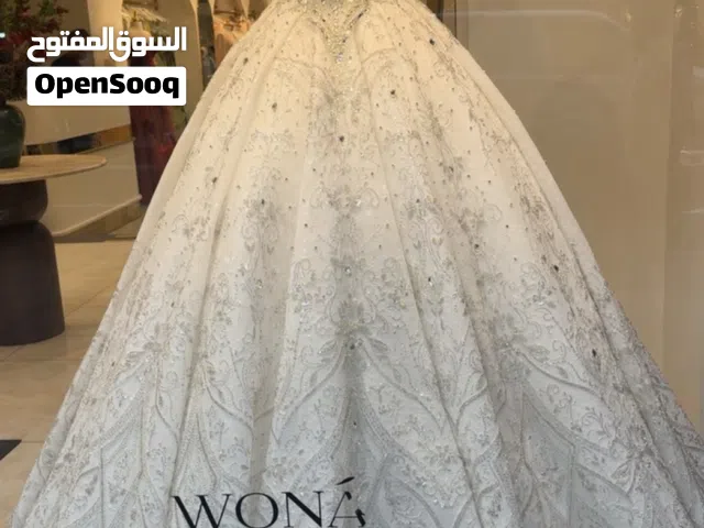 فستان يليق بالأميرات