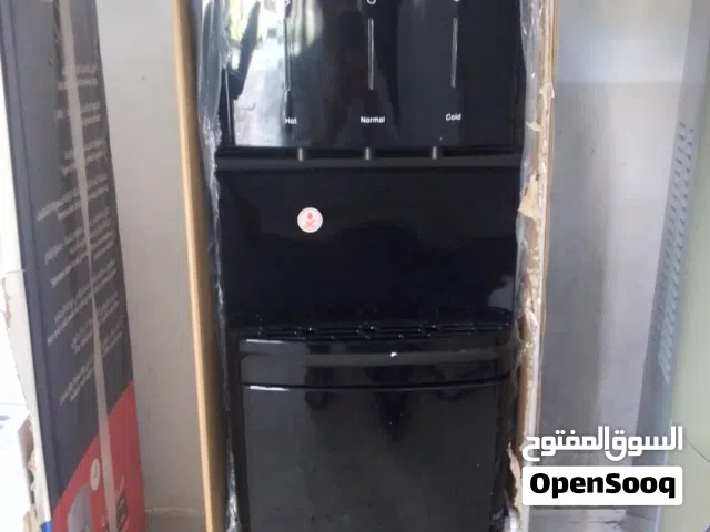 كولر هونداي قطع كوري ثلاث حنفيات ساخن وبارد وسط بالإضافة إلى حافظة للكولر