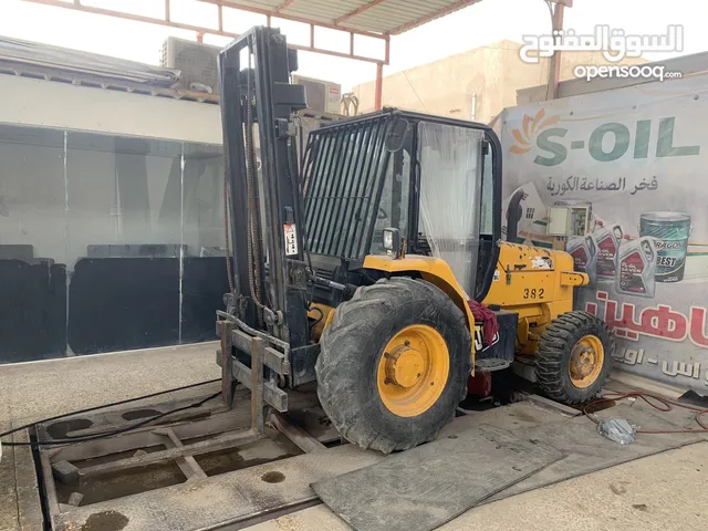 2011 Forklift Lift Equipment in Baghdad