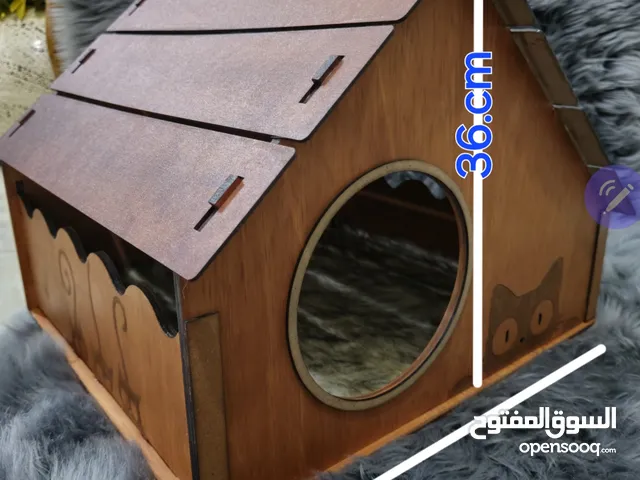 بيوت قطط وكلاب. اسال عن العرض الخاص