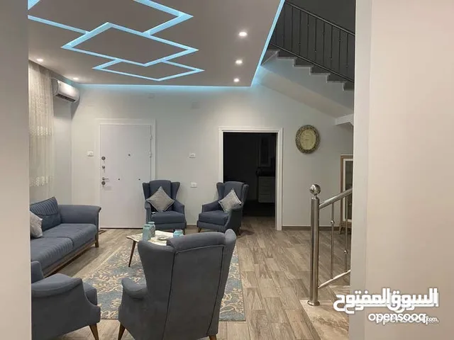 240 m2 4 Bedrooms Villa for Sale in Tripoli Tajura