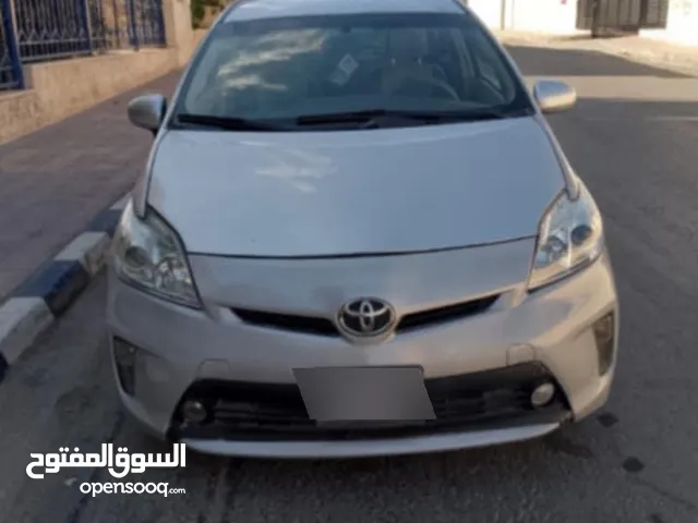 Used Toyota Prius in Amman