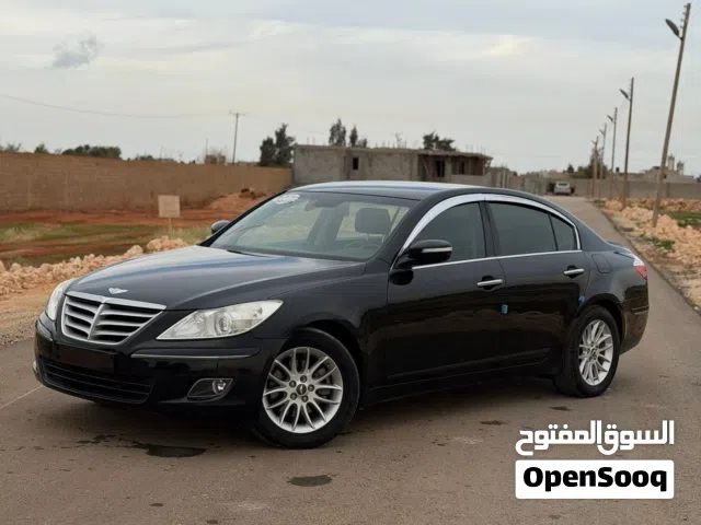 هونداي جينسس موديل 2010 محرك 33 العادي ماشيه 59 الف كيلو