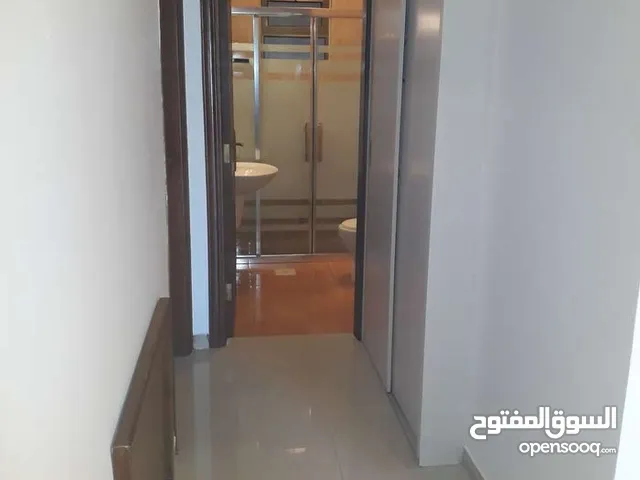 214 m2 3 Bedrooms Apartments for Sale in Amman Tla' Ali