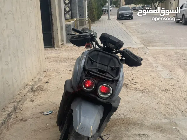 سلام عليكم موطو فيسبا للبيع تولع من نص طقه بسعر سمح وغير قابل للنقاش وجاد في شرا بس يكلمني مش حنقصرو