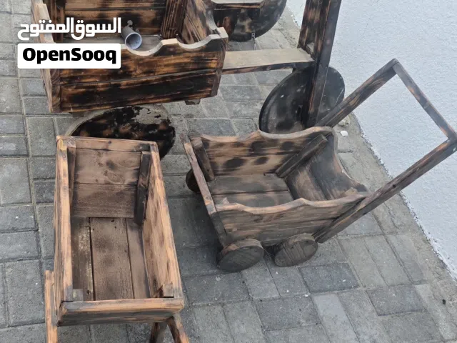 للبيع مزهريات مناسبه للزينه بحاله جيده