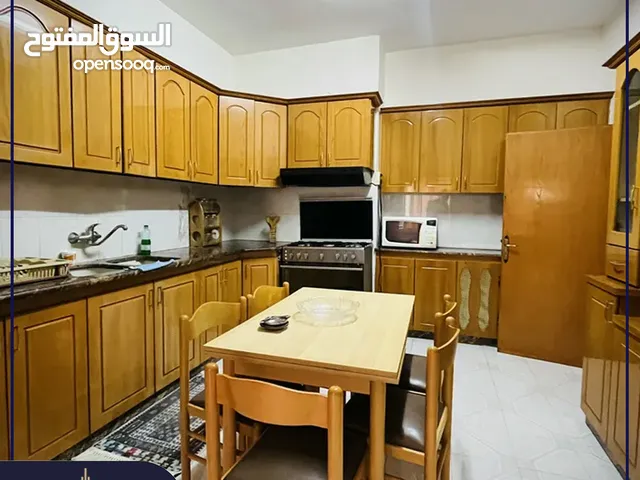 120 m2 2 Bedrooms Apartments for Rent in Ramallah and Al-Bireh Al Masyoon