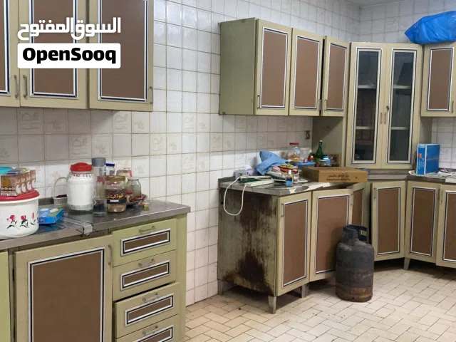 نشتري الأغراض المستعملة الأبواب والدرايش