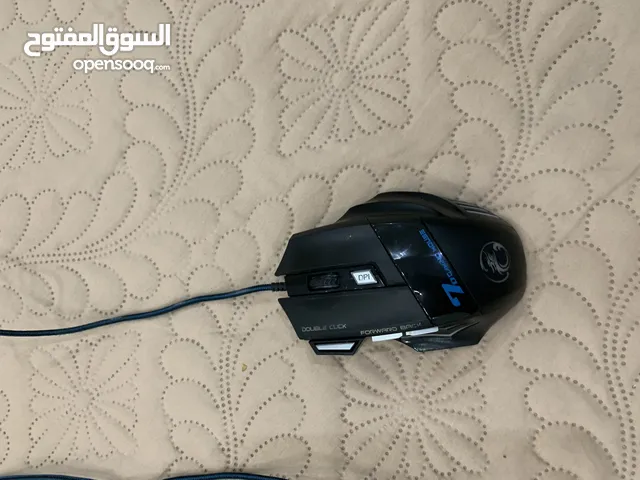 شاشه مع كيبورد جيمنج مع ماوس كيمنج مع سمعات