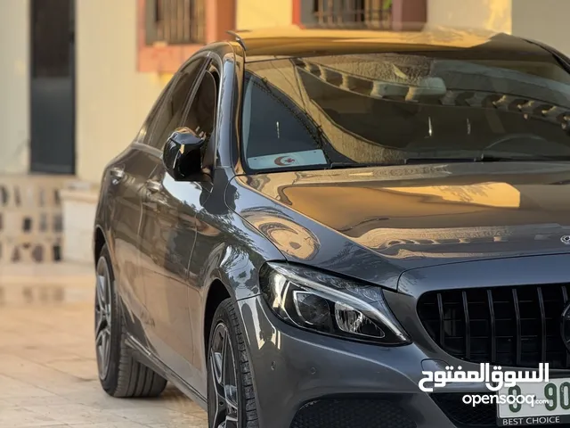 مرسيدس سي 200 موديل 2017 آيد أولى
