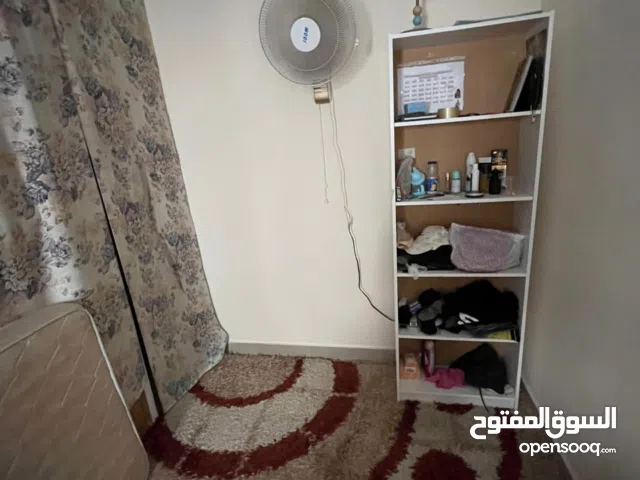 fully furnished partition room for indian working man