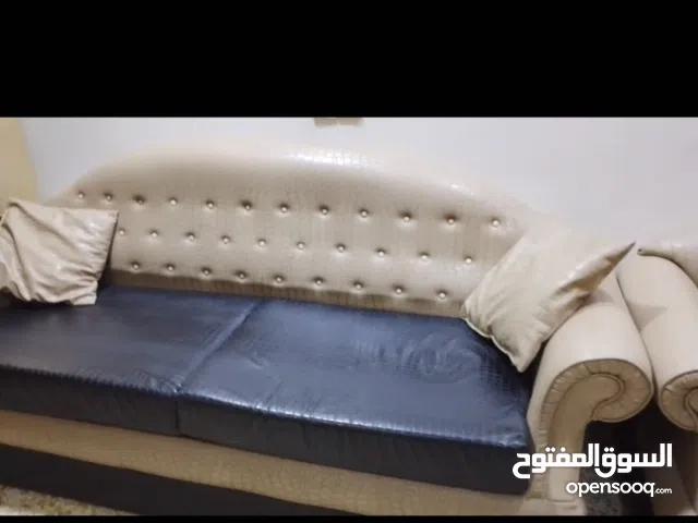 تخم قنفات 10 مقاعد تركي جلد للبيع للاستفسار الاتصالة