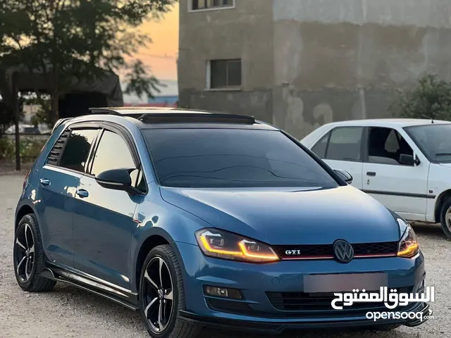 جولف 2014 Mk7.5 فل مع بانوراما / بالسعر المميز ع الكاش فقط