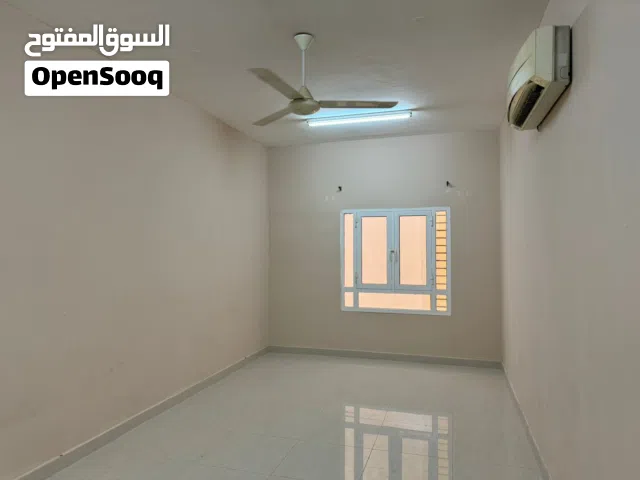 160 m2 3 Bedrooms Apartments for Rent in Muscat Al Maabilah