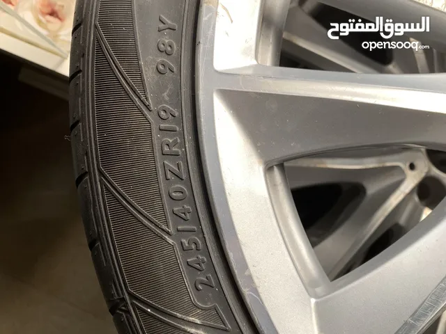 Dunlop 19 Tyre & Rim in Tripoli