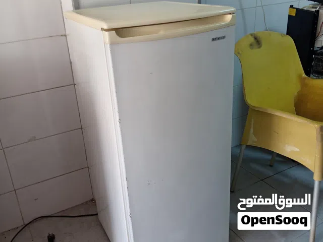 فريزر عامودي نوفرست هوا 5 جرارات سامسونج