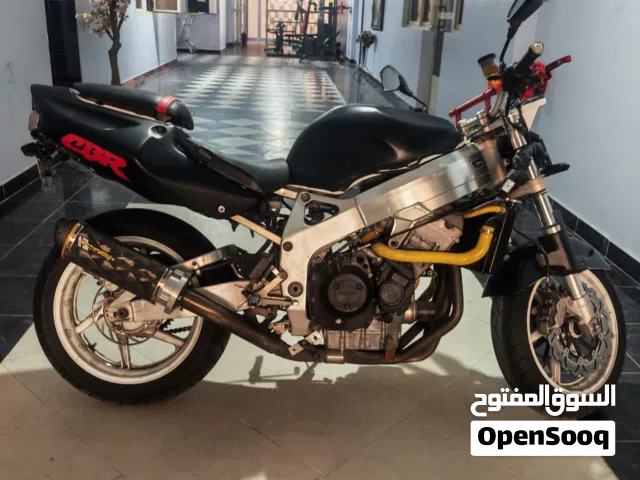 سيكل هوندا  900 CRB موديل 99 للبيع او البدل بسيارة